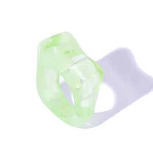 Chunky green acrylic resin geometric ring minimalist statement finger jewelry for women