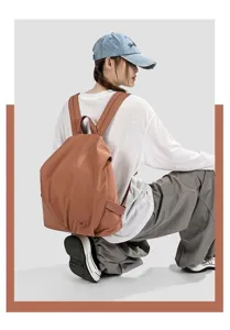 Casual nylon σακίδιο πλάτης για γυναίκες, μεγάλη χωρητικότητα, ελαφριά τσάντα για ταξίδια.