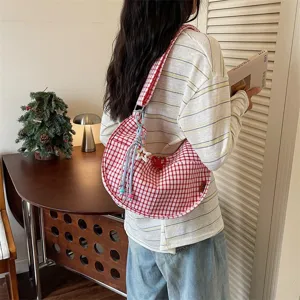 Borsa a tracolla dumpling a quadri rosso e bianco donna leggera elegante borsa casual chic
