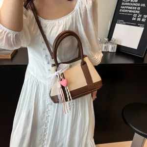 Elegante Bolso de Hombro de Lona para Mujer Bolso Casual con Encantador Colgante de Corazón