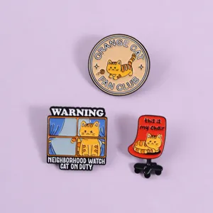 Leuke oranje kat emaille pin set, grappige cartoon dieren badge voor kleding decoratie.