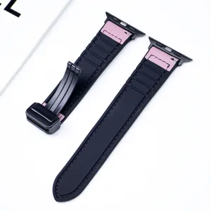 Cinturino di ricambio in silicone e pelle con chiusura magnetica pieghevole per smartwatch.