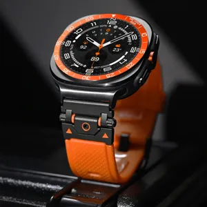 Anneau de protection de lunette en métal pour Samsung Galaxy Watch Ultra 47mm orange.