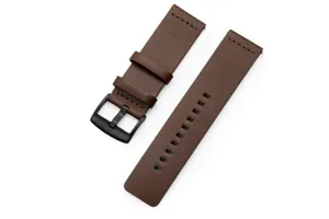 Echt lederen horlogeband detailweergave, bruin rundleer met zwarte gesp 20mm 22mm.