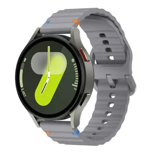 Grey silicone wavy watch strap with contrast stitching, compatible with smartwatches 20/22mm.