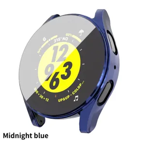 Vista detallada de la funda protectora de TPU galvanizado azul medianoche para reloj inteligente.