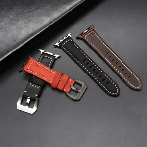 Detail van echt lederen horlogeband, compatibele vervangingsband voor smartwatch.