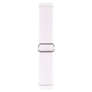 Dettaglio di cinturino per orologio in nylon elastico bianco con fibbia regolabile.