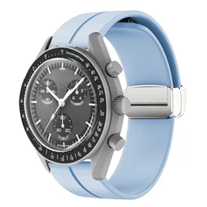 Cinturino per orologio in silicone azzurro con fibbia pieghevole magnetica, cinturino di ricambio.
