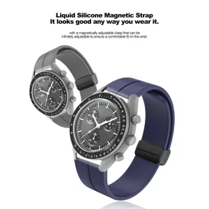 Cinturino per orologio magnetico in silicone liquido con chiusura regolabile per smartwatch.