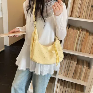 Borsa a tracolla alla moda gialla con stampa a stelle per donna stile casual quotidiano