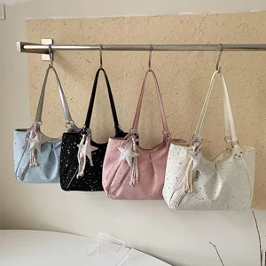 Stylish women tote bag with star pattern, casual shoulder bag for daily commute and travel.