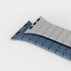 Vue detailles des maillons de bracelet de montre magnetique en silicone modulaire.