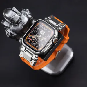 Detaillierte Nahaufnahme des robusten Schutzgehäuses und TPU-Armbands für Apple Watch Ultra.