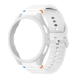 Bracelet de montre en silicone blanc avec coque creuse PC, compatible avec smartwatch.