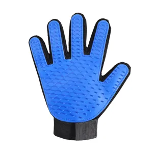 Pet grooming glove for bathing and massage, effective hair removal for cats and dogs daily.