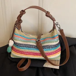 Damen Regenbogen Gestreifte Handgewebte Strohtasche Sommer Urlaub Strand Schultertasche PU Lederriemen Crossbody Dumpling Tasche Mit Perlenanhänger
