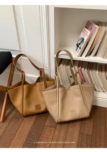 Sac cabas rétro minimaliste grande capacité en cuir PU sac bandoulière femme usage quotidien