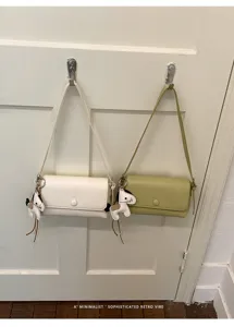 Borsa a tracolla retrò minimalista con ciondolo cavallo, elegante borsa sottoascellare.