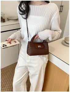 Women Brown Woven Top Handle Crossbody Bag Stylish Chain Handbag Casual Daily Use