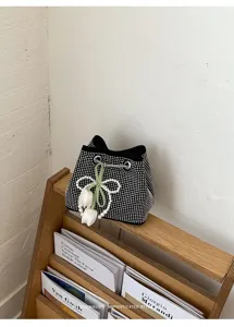Bolso cubo de pedrería con colgante perlas, elegante bolso de hombro para mujer.