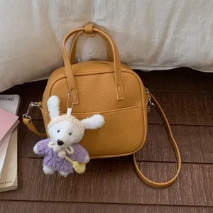 Damen Mini Quadratische Tasche PU-Leder Schulter Umhängetasche Mit Plüschhase Anhänger Einfarbig Nähte Trendige Alltagstasche