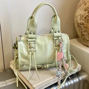 Hellgrüne Motorrad Handtasche stylische Schulter Umhängetasche für Damen lässige Tasche Alltag