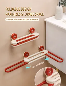 Détail de porte-pantoufles pliable avec rotation à 180 degrés et fixation murale.