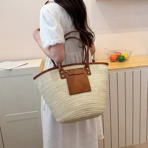 Grand sac cabas en paille pour femme, élégant sac à bandoulière avec des détails en cuir.
