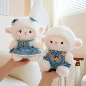 Adorables peluches mouton couple avec jupe en jean et salopette, poupée en peluche douce cadeaux.