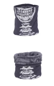 Gedetailleerd overzicht van winter fleece gevoerde schedel gebreide nekwarmer voor Halloween.
