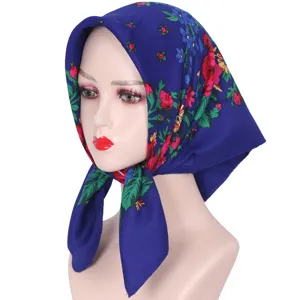 Etnische bloemenprint vierkante katoenen hoofddoek voor dames, stijlvolle vintage blauwe hijab.