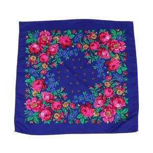 Bloemenprint vierkante hoofddoek detail, traditionele katoenen sjaal voor vrouwen.