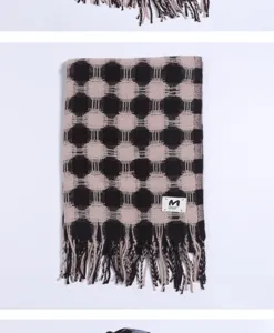 Thickened imitation cashmere polka dot scarf for women, warm winter grid scarf with chic fringes.
