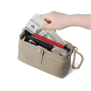 Women Genuine Leather Crossbody Bag Vintage Clutches Metal Chain Cosmetic Bag Ladies Casual Shoulder Toiletry Bag