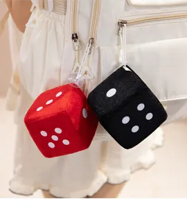 Llavero de dados de felpa, colgante de dado de juguete suave para mochila decoración linda.