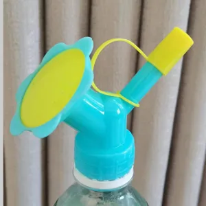 Ugello per annaffiatoio girasole a doppia testa per bottiglie di plastica, piante.
