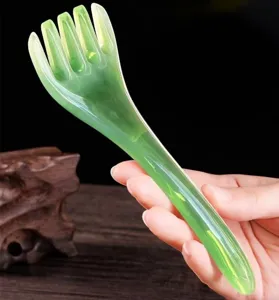 Five claw head massager scalp scratching comb for body relaxation and acupoint relief.