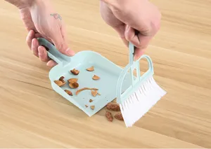 Mini desktop broom and dustpan set small cleaning brush for table keyboard clean