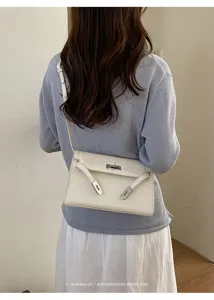 Women white crocodile textured shoulder bag retro simple crossbody bag stylish ladies handbag