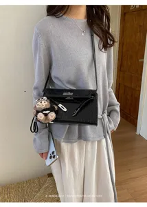 Stylish women crocodile pattern shoulder bag chic minimalist retro crossbody bag daily fashion handbag