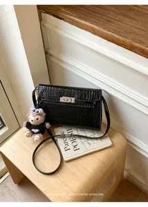 Black crocodile pattern women shoulder crossbody bag minimalist retro style daily fashion handbag
