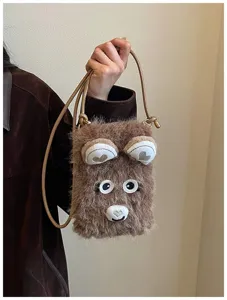 Süße braune Plüsch Handytasche mit flauschigem Bären Design, weiche Umhängetasche für Damen.