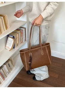 Vintage brown woven leather tote bag for women, large capacity minimalist shoulder bag.