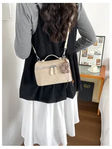 Retro woven crossbody bag for women, stylish top handle lunchbox handbag, beige commuter square bag.