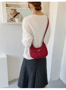Elegante borsa a spalla rossa da donna, borsa a tracolla casual retrò con cinturino.