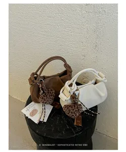 Retro pleated leopard print cloud bag, chic autumn winter fashion crossbody handbag for women.