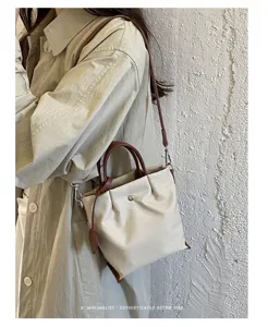 Sac seau en nylon style coréen cabas décontracté et polyvalent avec poignée marron chic