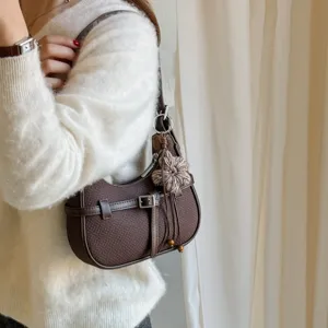 Borsa a spalla da donna marrone testurizzata retrò, elegante borsa a tracolla.