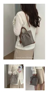 Sac cabas minimaliste en nylon style coréen avec lanière en cuir et pendentif coeur